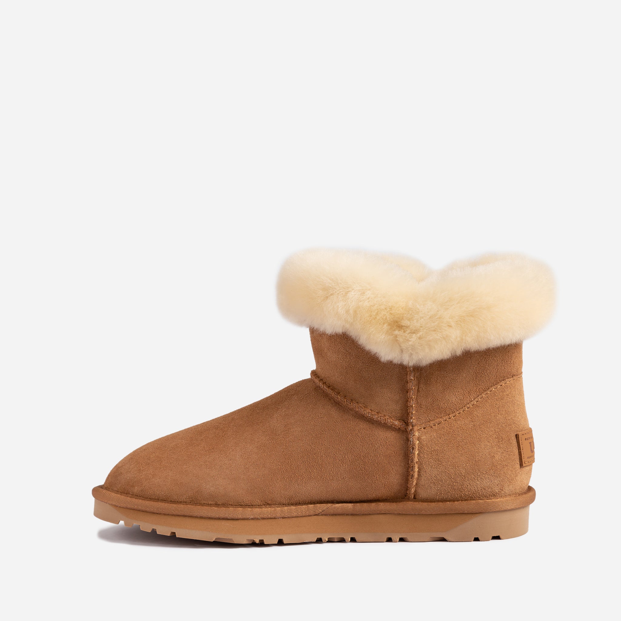 Ugg bailey button mini chestnut hotsell