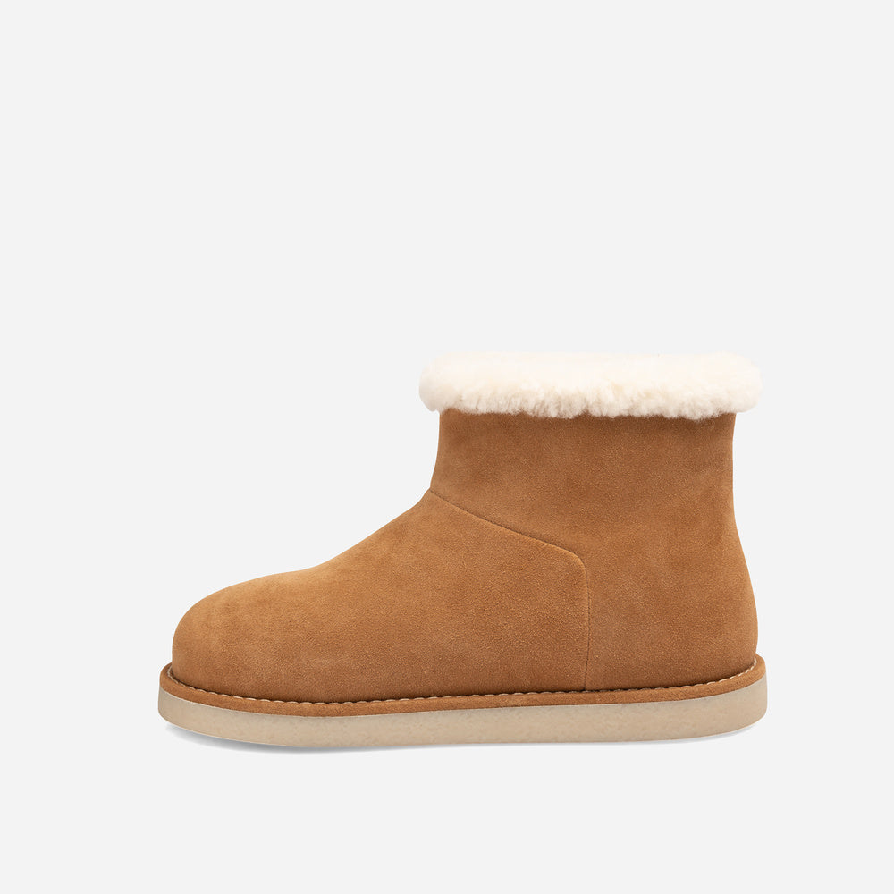 UGG Essential Logo Mini Boots