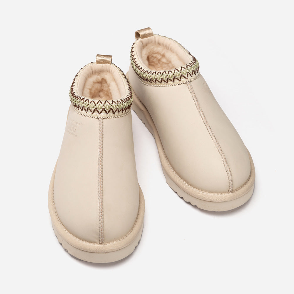 Ugg Sydney Oiled Leather Slipper (Water Resistant)